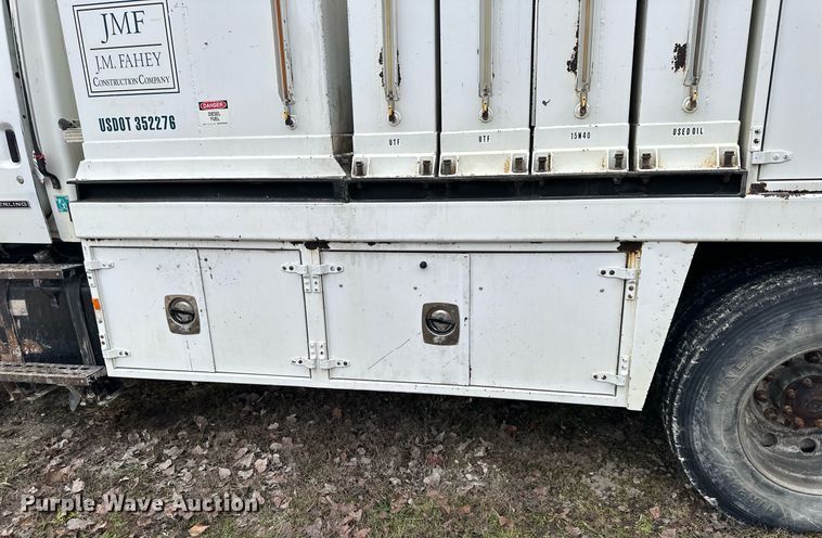 image for item DW2967 2000 Sterling  L-Line fuel truck