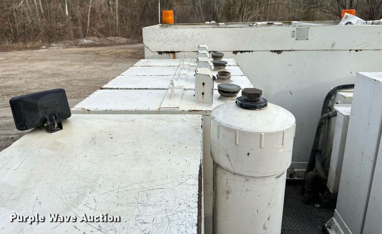 image for item DW2967 2000 Sterling  L-Line fuel truck