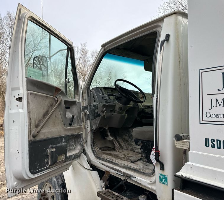 image for item DW2967 2000 Sterling  L-Line fuel truck