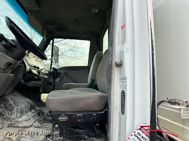 image for item DW2967 2000 Sterling  L-Line fuel truck