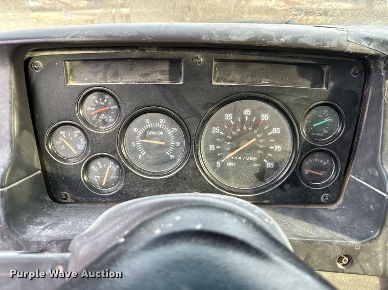 image for item DW2967 2000 Sterling  L-Line fuel truck