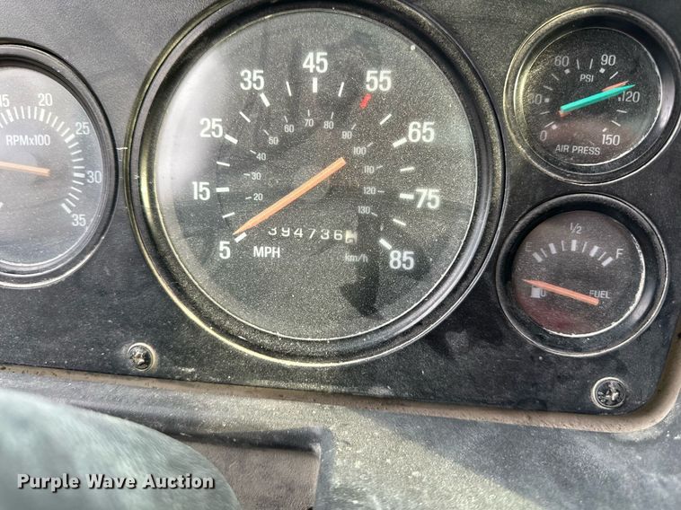 image for item DW2967 2000 Sterling  L-Line fuel truck