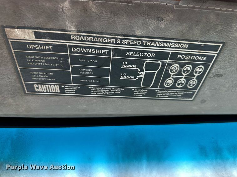 image for item DW2967 2000 Sterling  L-Line fuel truck