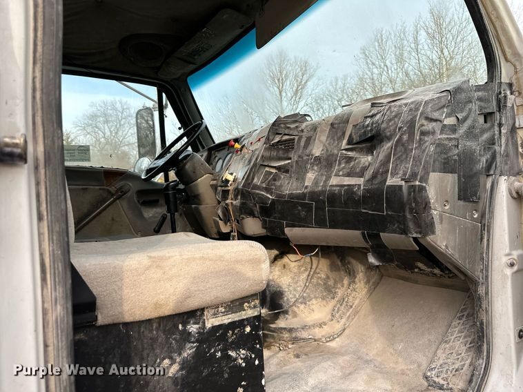 image for item DW2967 2000 Sterling  L-Line fuel truck