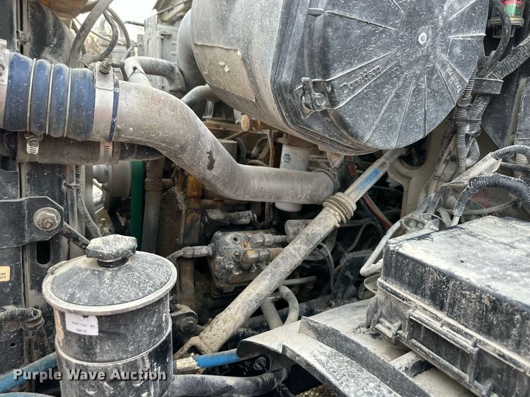 image for item DW2967 2000 Sterling  L-Line fuel truck