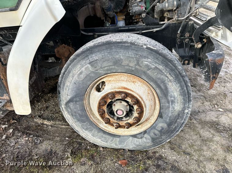 image for item DW2967 2000 Sterling  L-Line fuel truck