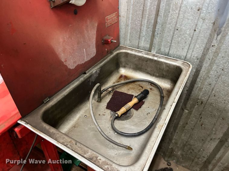 image for item EI0600 (3) parts washers