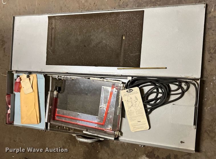 image for item EI0603 Tools