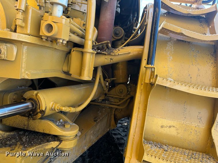 image for item EI0617 2005 Caterpillar 740 haul truck