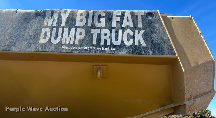 image for item EI0617 2005 Caterpillar 740 haul truck