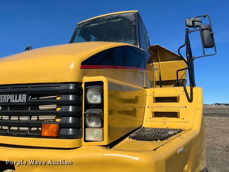 image for item EI0617 2005 Caterpillar 740 haul truck