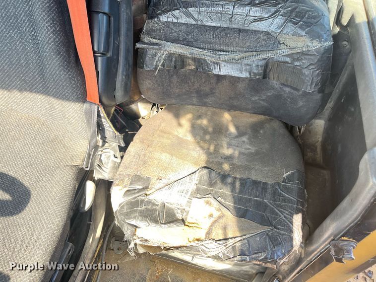 image for item EI0617 2005 Caterpillar 740 haul truck