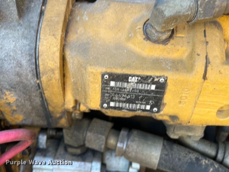 image for item EI0617 2005 Caterpillar 740 haul truck