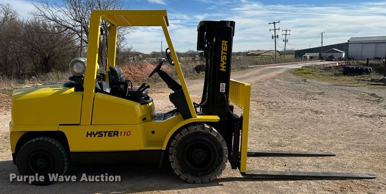 image for item EJ0208 2006 Hyster 110 forklift
