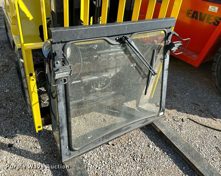 image for item EJ0208 2006 Hyster 110 forklift