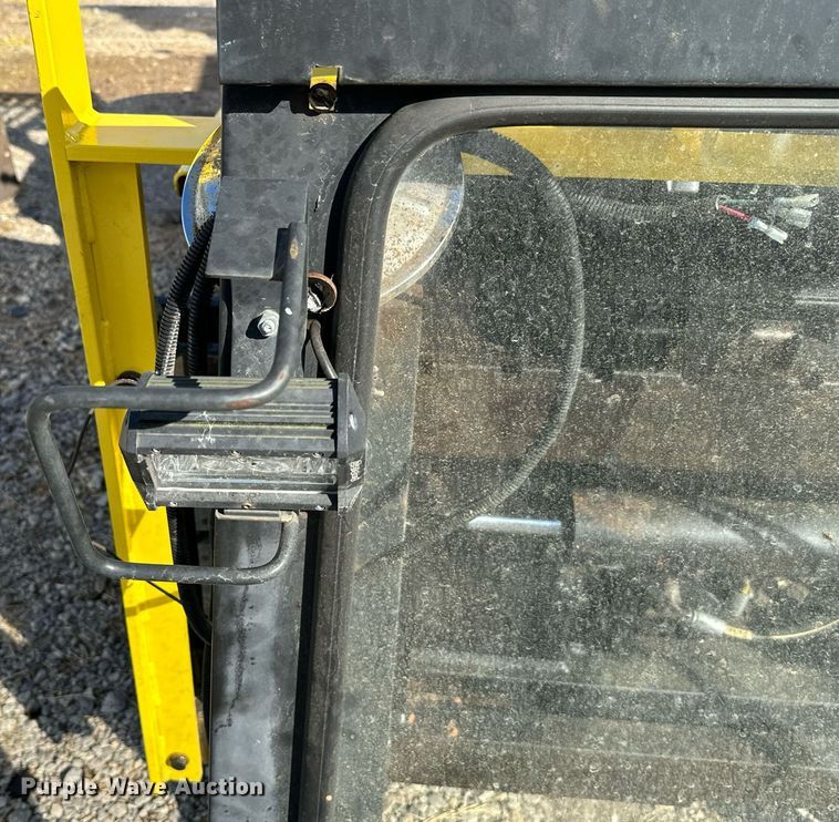 image for item EJ0208 2006 Hyster 110 forklift