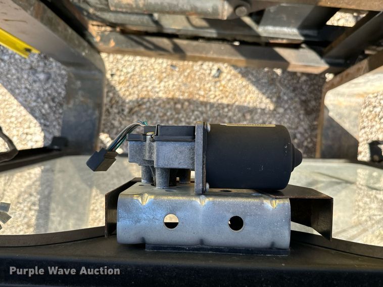 image for item EJ0208 2006 Hyster 110 forklift