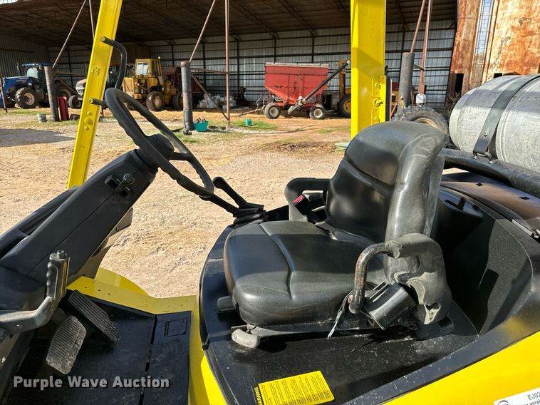 image for item EJ0208 2006 Hyster 110 forklift