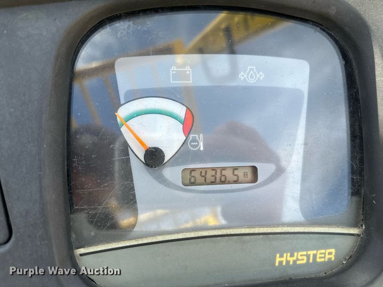 image for item EJ0208 2006 Hyster 110 forklift