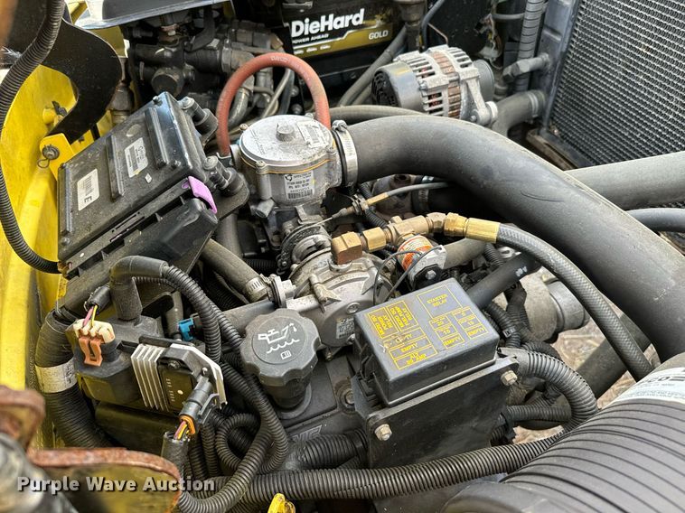 image for item EJ0208 2006 Hyster 110 forklift