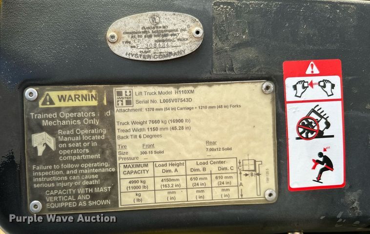 image for item EJ0208 2006 Hyster 110 forklift