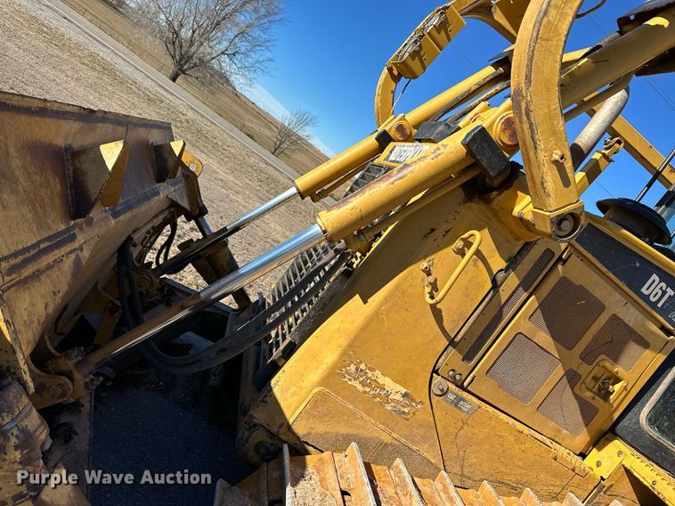 image for item EK9956 2008 Caterpillar D6T XL dozer