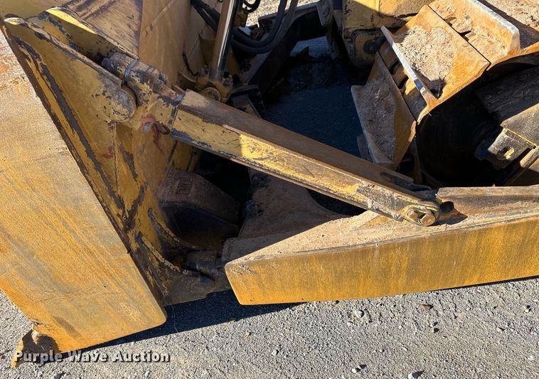 image for item EK9956 2008 Caterpillar D6T XL dozer
