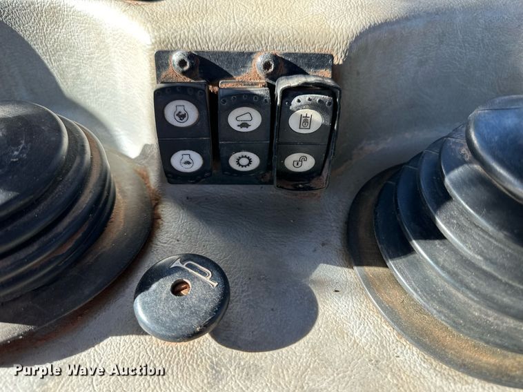 image for item EK9956 2008 Caterpillar D6T XL dozer