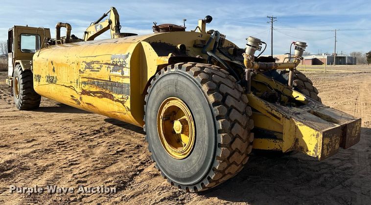 image for item EK9957 1978 Caterpillar 613B water wagon