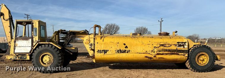 image for item EK9957 1978 Caterpillar 613B water wagon