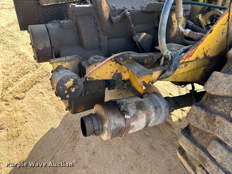 image for item EK9957 1978 Caterpillar 613B water wagon