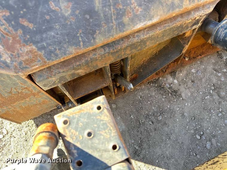 image for item EK9985 New Holland L555 skid steer loader