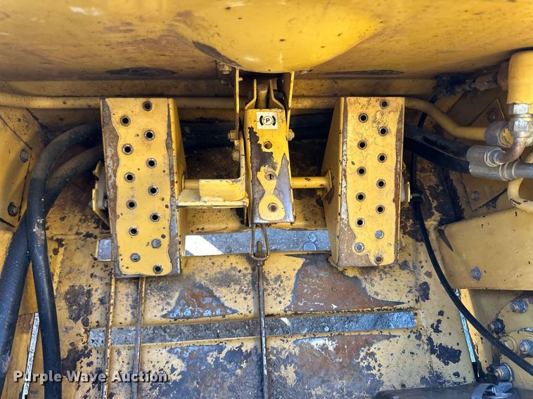 image for item EK9985 New Holland L555 skid steer loader