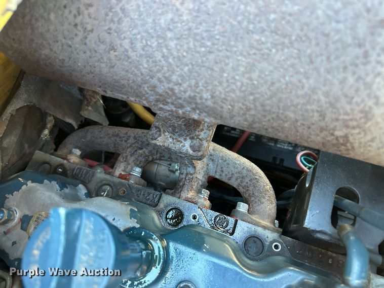 image for item EK9985 New Holland L555 skid steer loader