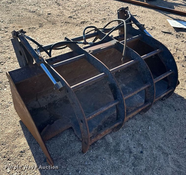 image for item EK9985 New Holland L555 skid steer loader