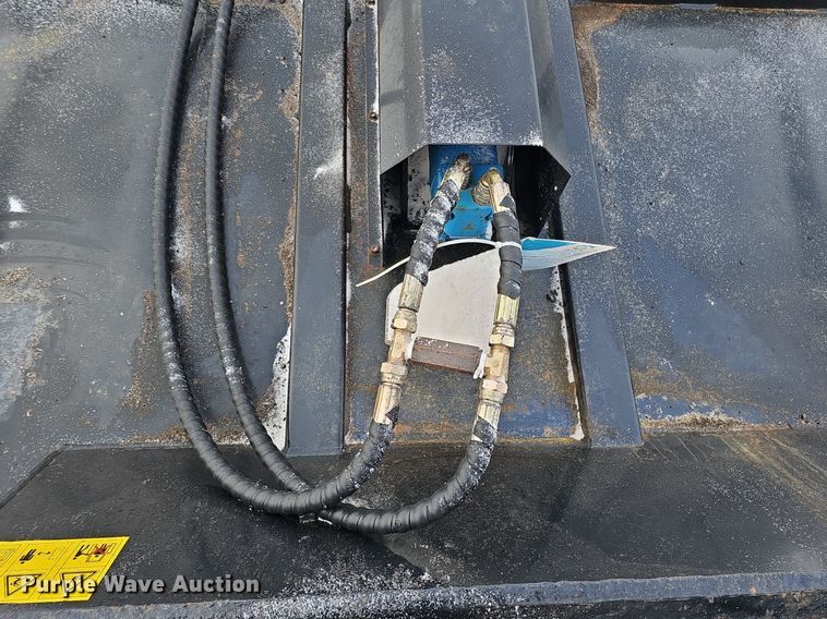 image for item IO9852 2023 Mower King SSRC 72