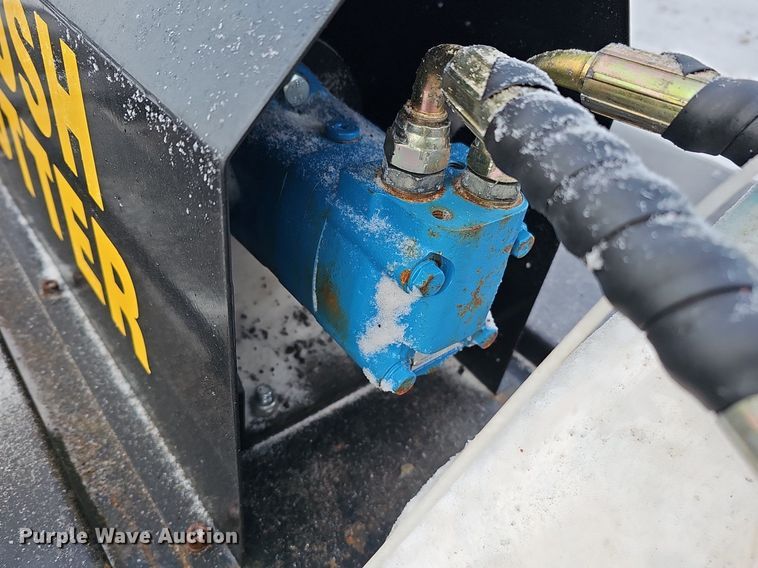 image for item IO9852 2023 Mower King SSRC 72