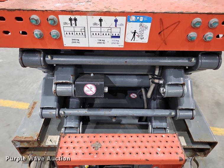 image for item IO9853 2018 SkyJack SJIII 3219 scissor lift