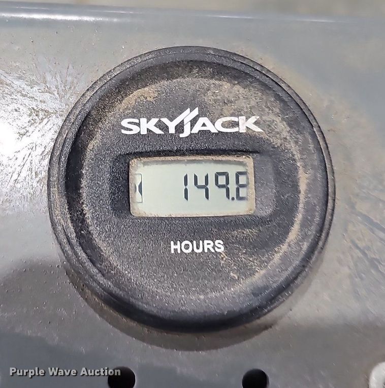 image for item IO9853 2018 SkyJack SJIII 3219 scissor lift