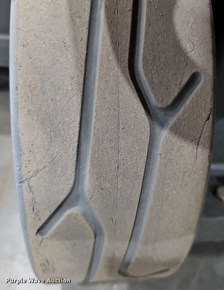 image for item IO9853 2018 SkyJack SJIII 3219 scissor lift