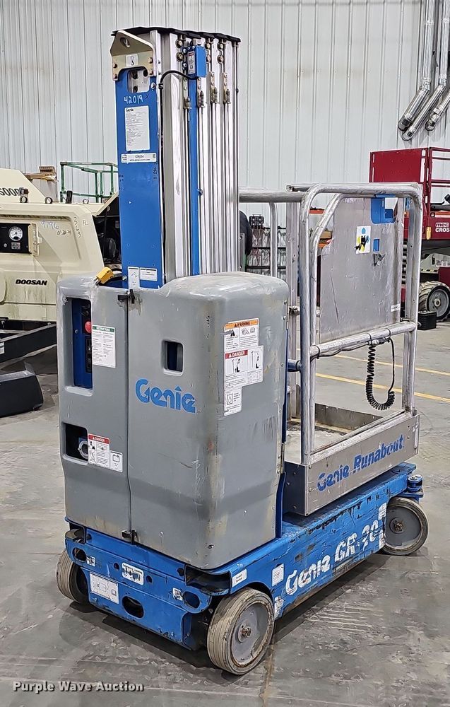 image for item IO9854 2016 Genie Runabout GR-20 vertical lift