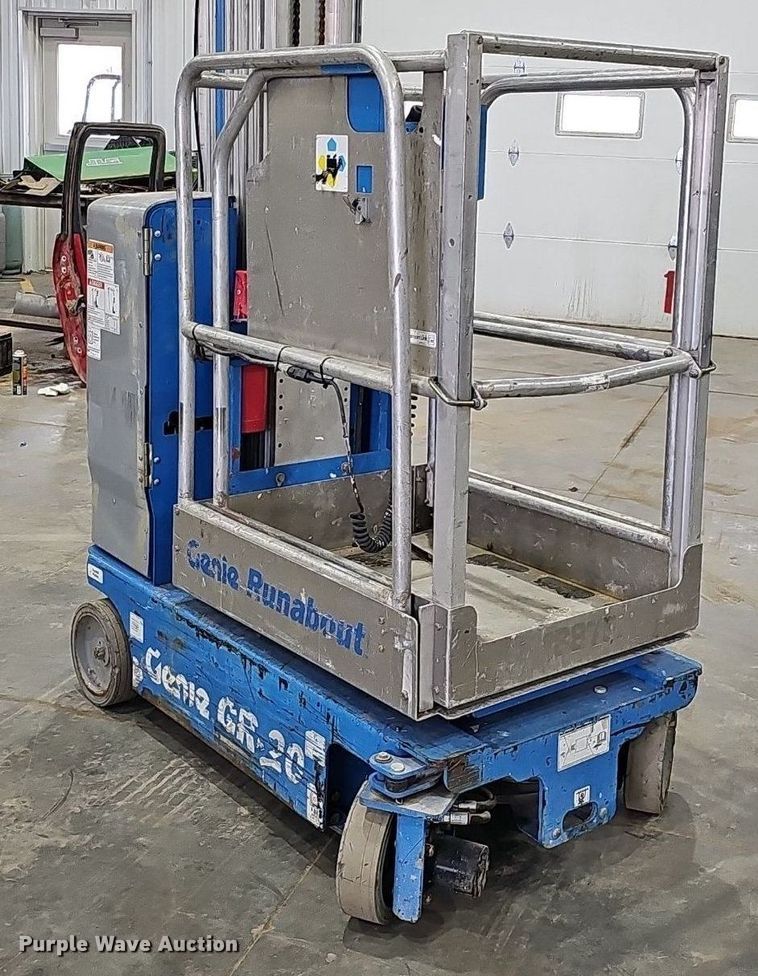 image for item IO9854 2016 Genie Runabout GR-20 vertical lift