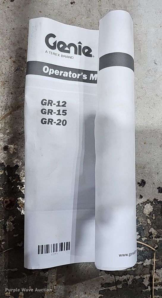 image for item IO9854 2016 Genie Runabout GR-20 vertical lift