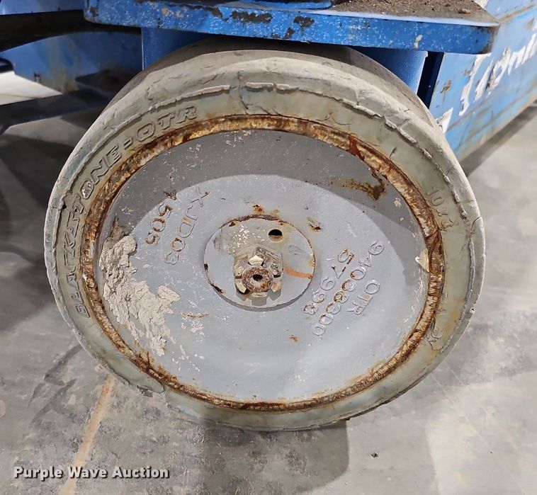 image for item IO9854 2016 Genie Runabout GR-20 vertical lift