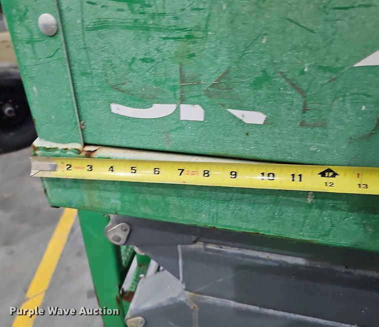 image for item IO9855 2017 SkyJack SJIII 3226 scissor lift