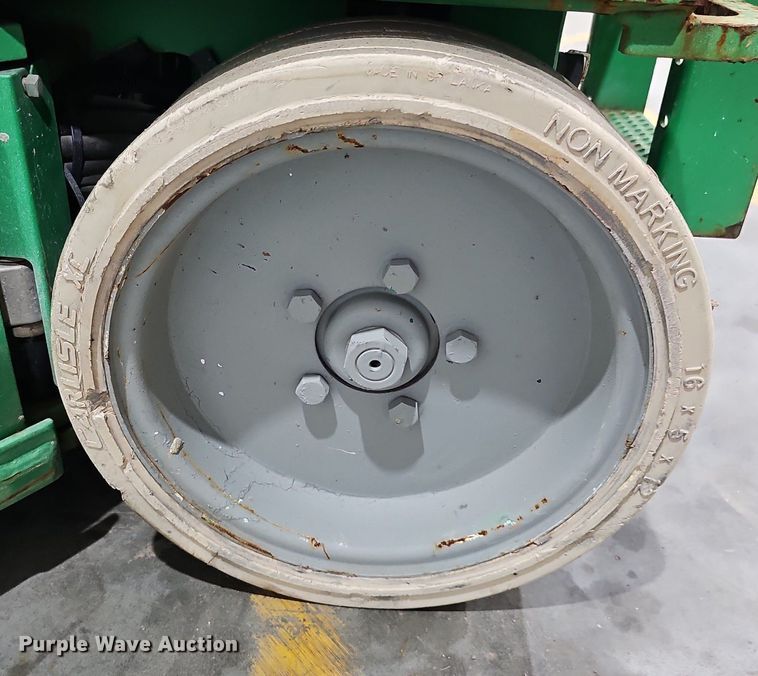 image for item IO9855 2017 SkyJack SJIII 3226 scissor lift