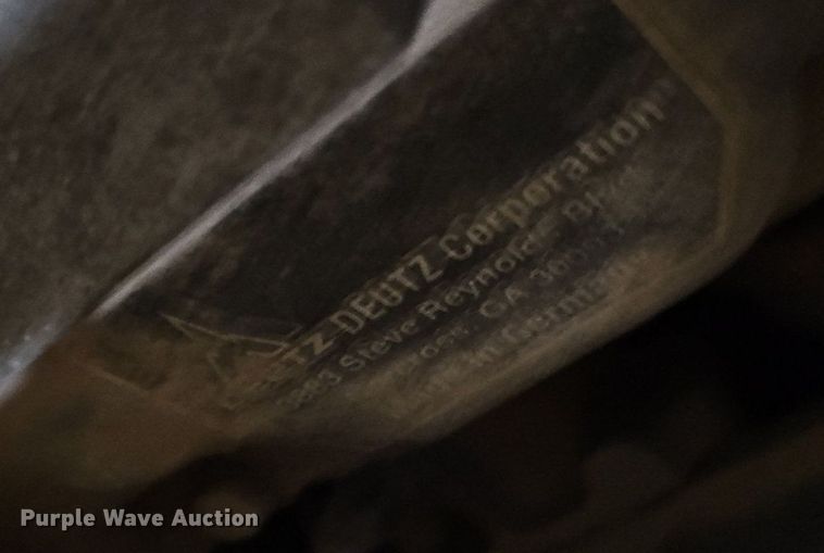 image for item IO9856 1998 Ingersoll Rand P100WD air compressor