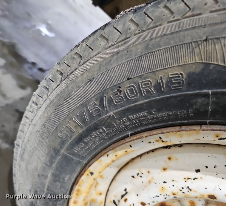 image for item IO9856 1998 Ingersoll Rand P100WD air compressor