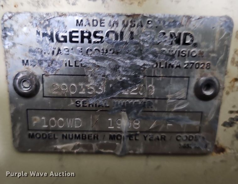 image for item IO9856 1998 Ingersoll Rand P100WD air compressor