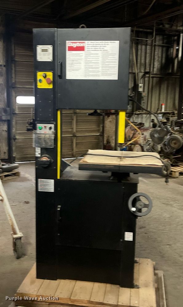 image for item JT9084 Dayton  4TK02A 18